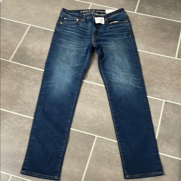 American Eagle Outfitters Airflex+ Slim Straight Jeans size 32X33.5